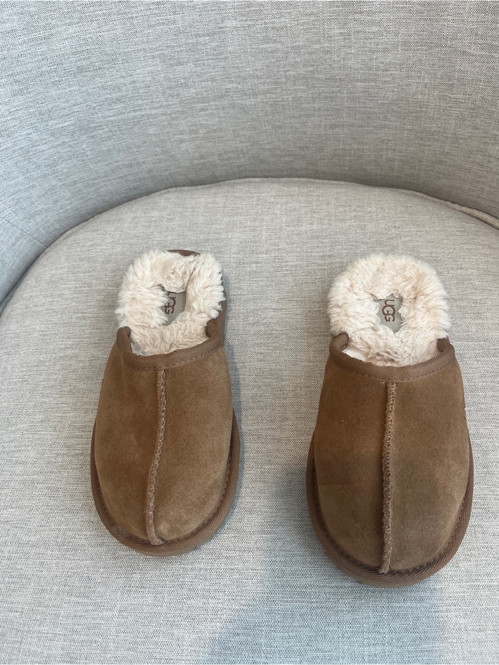 UGG Kids Keegan Suede Slippers Size 12